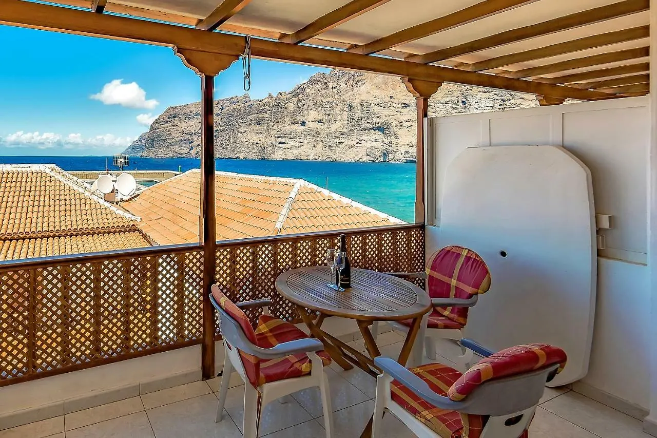 First Line Beach Front 2 Bedroom Apartment Los Gigantes Santiago del Teide Španělsko