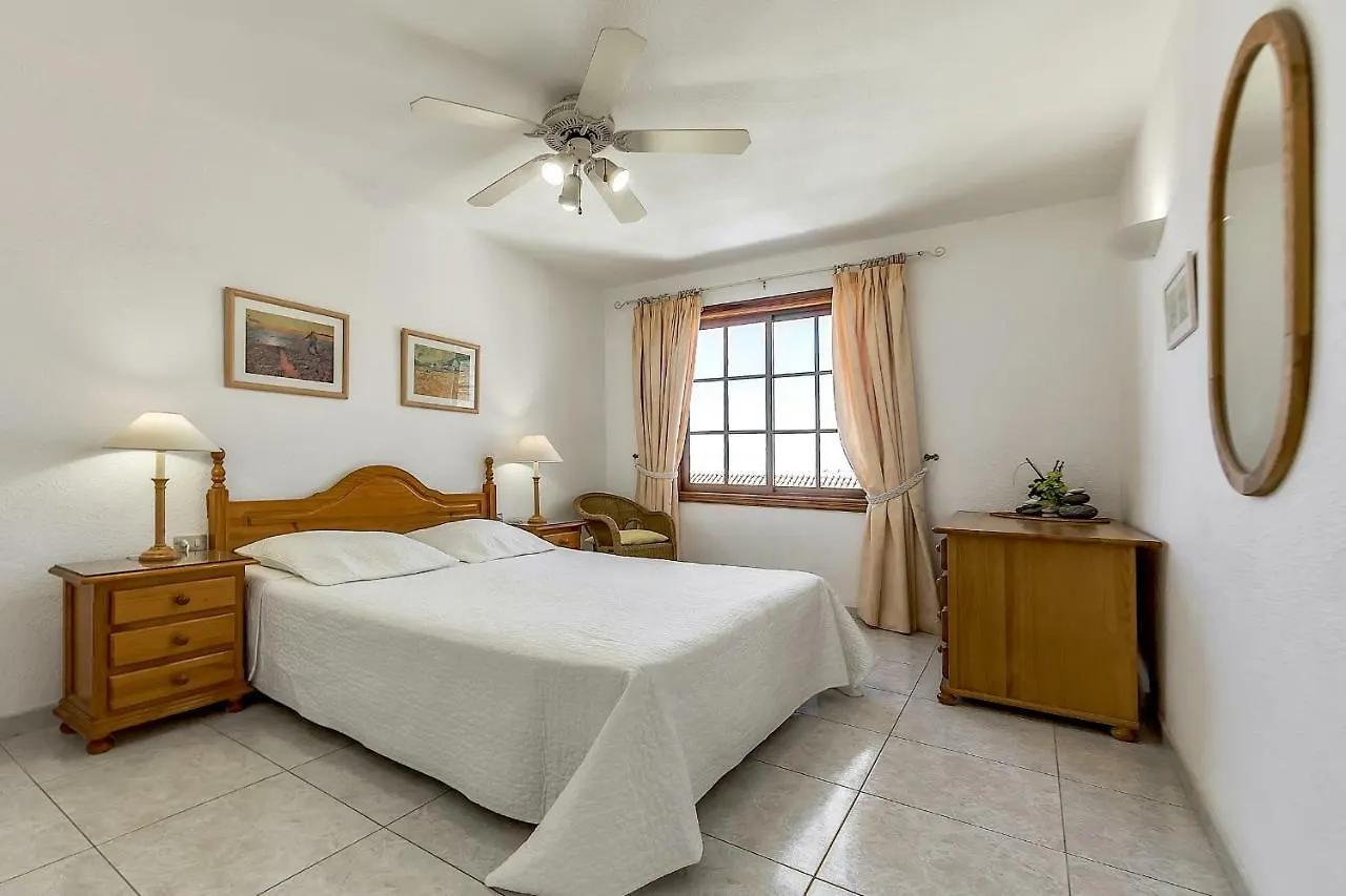First Line Beach Front 2 Bedroom Apartment Los Gigantes Santiago del Teide