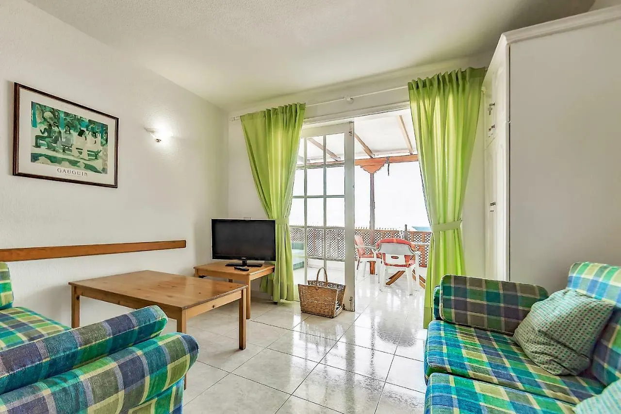 First Line Beach Front 2 Bedroom Apartment Los Gigantes Santiago del Teide 0*,  Španělsko