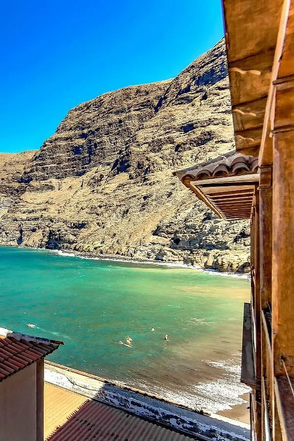 First Line Beach Front 2 Bedroom Apartment Los Gigantes Santiago del Teide Španělsko